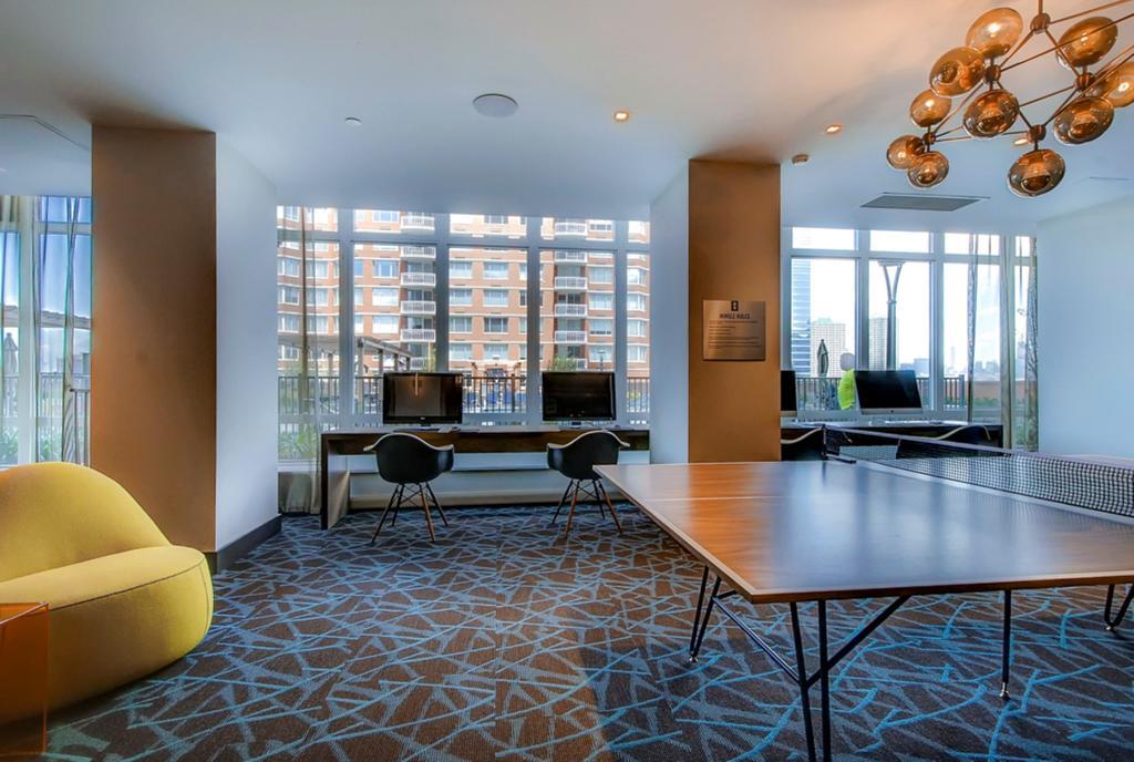 Bluebird Suites In Jersey City Eksteriør billede
